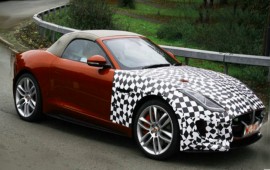 Jaguar will present its all-wheel-drive F-Type at the Los Angeles auto show 