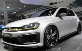 Volkswagen Golf R 400 and GTI Roadster in L.A