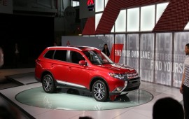 2016 Mitsubishi Outlander gets $200 price cut