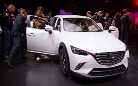 Mazda zoom zooms into tiny CUVs with CX-3