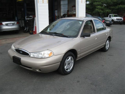 1998 Ford Contour  SE