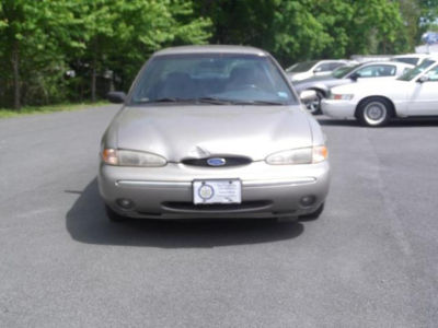 1995 Ford Contour  SE