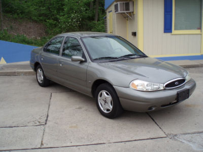 1999 Ford Contour  SE