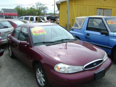 1999 Ford Contour  SE