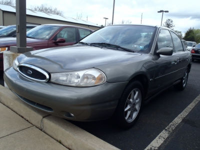 1999 Ford Contour  SE