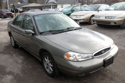 1999 Ford Contour  SE