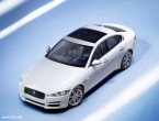 Jaguar XE-2016