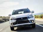 Mitsubishi Outlander Sport - 2016