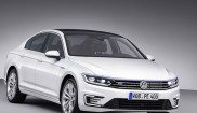 Volkswagen Passat GTE - 2015