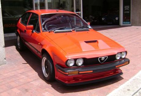 Alfa Romeo GTV 6 25