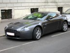 Aston Martin V8