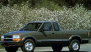 Chevrolet S-10 LS Cab