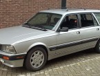 Peugeot 505