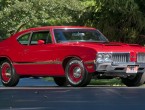 Oldsmobile 4-4-2 W-30