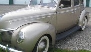 Ford 4dr deluxe