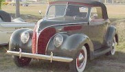 Ford Model 81A V8 Deluxe Phaeton