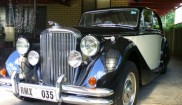 Jaguar Mk V sedan