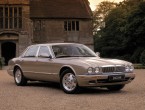 Jaguar XJ6 28