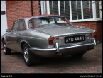 Jaguar XJ6 32