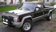 Jeep Comanche Laredo pickup