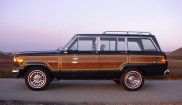 Jeep Grand Wagoneer