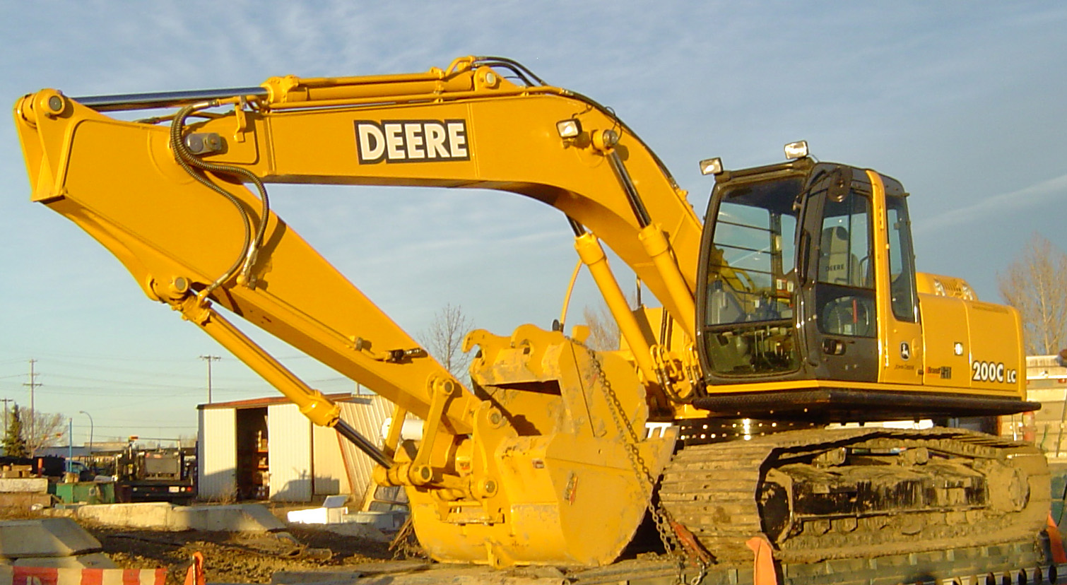 John Deere 200-C-LC