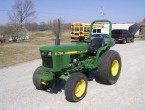 John Deere 750