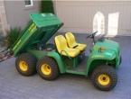 John Deere Gator 6x4