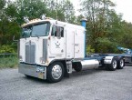 Kenworth K-100