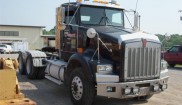 Kenworth T800B Daycab