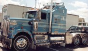 Kenworth W900B