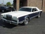 Lincoln Continental mk V Bill Blass edition