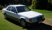 Mercedes-Benz 200E