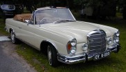 Mercedes-Benz 230 SE