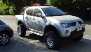 Mitsubishi L200 25 Katana CRS