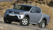 Mitsubishi L200 Dakar CRS