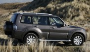 Mitsubishi Pajero Full