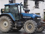 New Holland TM 150