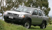 Nissan Navara DX