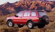 Nissan Pathfinder 30 SE V6