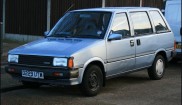 Nissan Prairie 20 J6