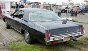 Oldsmobile Delta 88 Custom Holiday 4dr