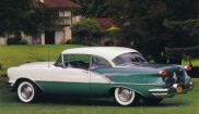 Oldsmobile Super 88 Holiday 2dr