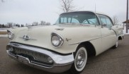 Oldsmobile Super 88 Holiday 4dr