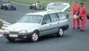 Opel Omega-A Kombi