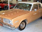 Plymouth Valiant V-100 2dr