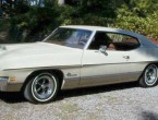 Pontiac Luxury LeMans